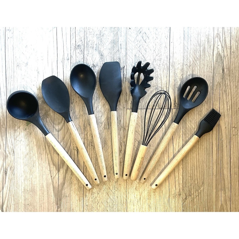 Wooden Silicone Kitchen Utensil Set 8 Piece Set by Ultimate Chef - Picture 1 of 4